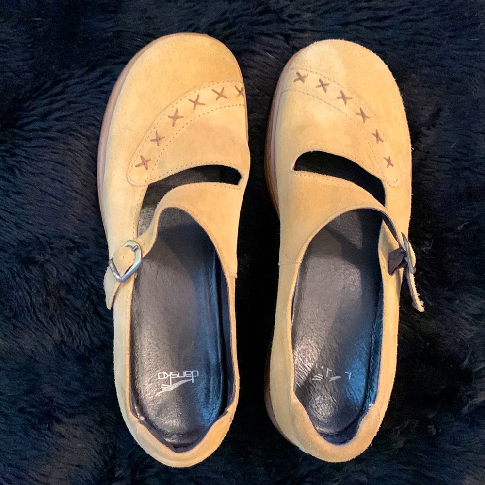 Dansko Fran Suede Mary Jane Shoes with strap & buckle, Tan, Size 40 (9.5-10 US)